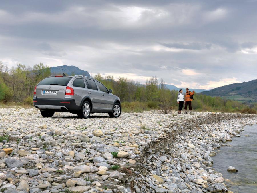  Skoda Octavia Scout 2009 года  (фото 28 из 35)